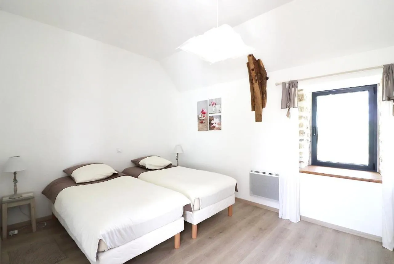 Maison Confortable A Thegra Avec Grand Jardin, Ideale Pour Familles.